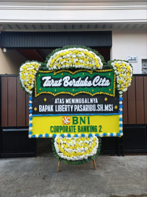 Papan Bunga Duka di Panawu